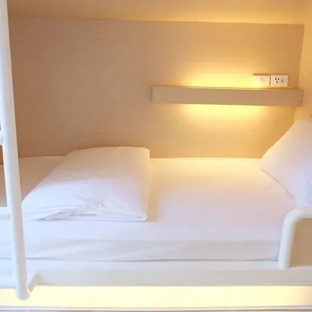 About A Bed Hostel Chiangmai-2