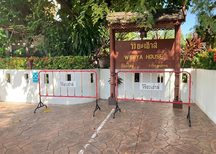 วิริยะ เฮ้าส์ Hostel เชียงใหม่